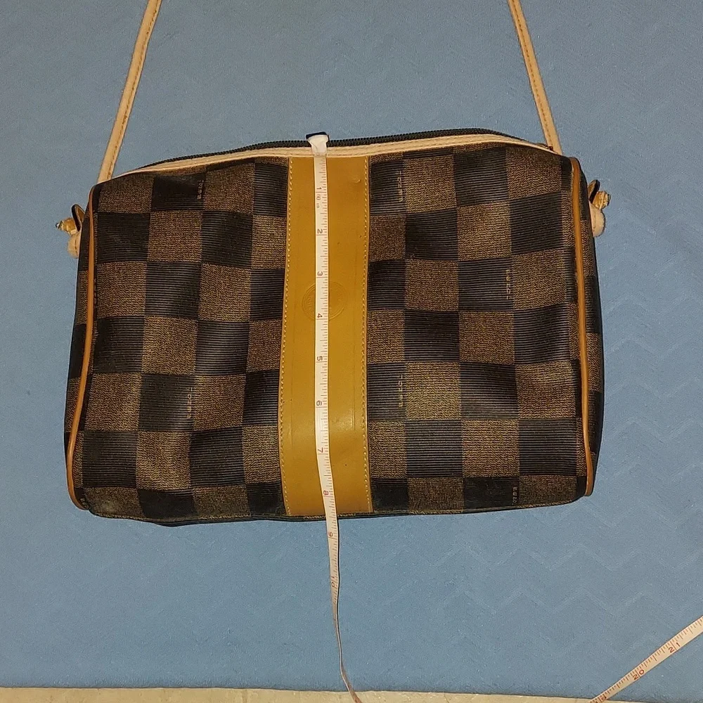 Vintage Fendi Crossbody Bag - Picture 8 of 13